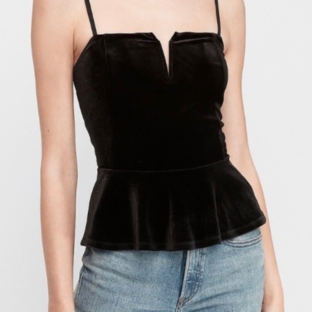 Last chance! Express black velvet top blouse med